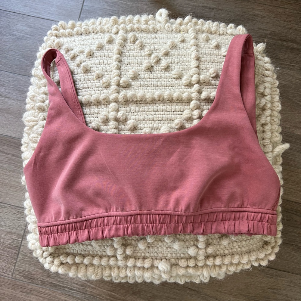 Lululemon Softstreme Scoop-Neck Bra